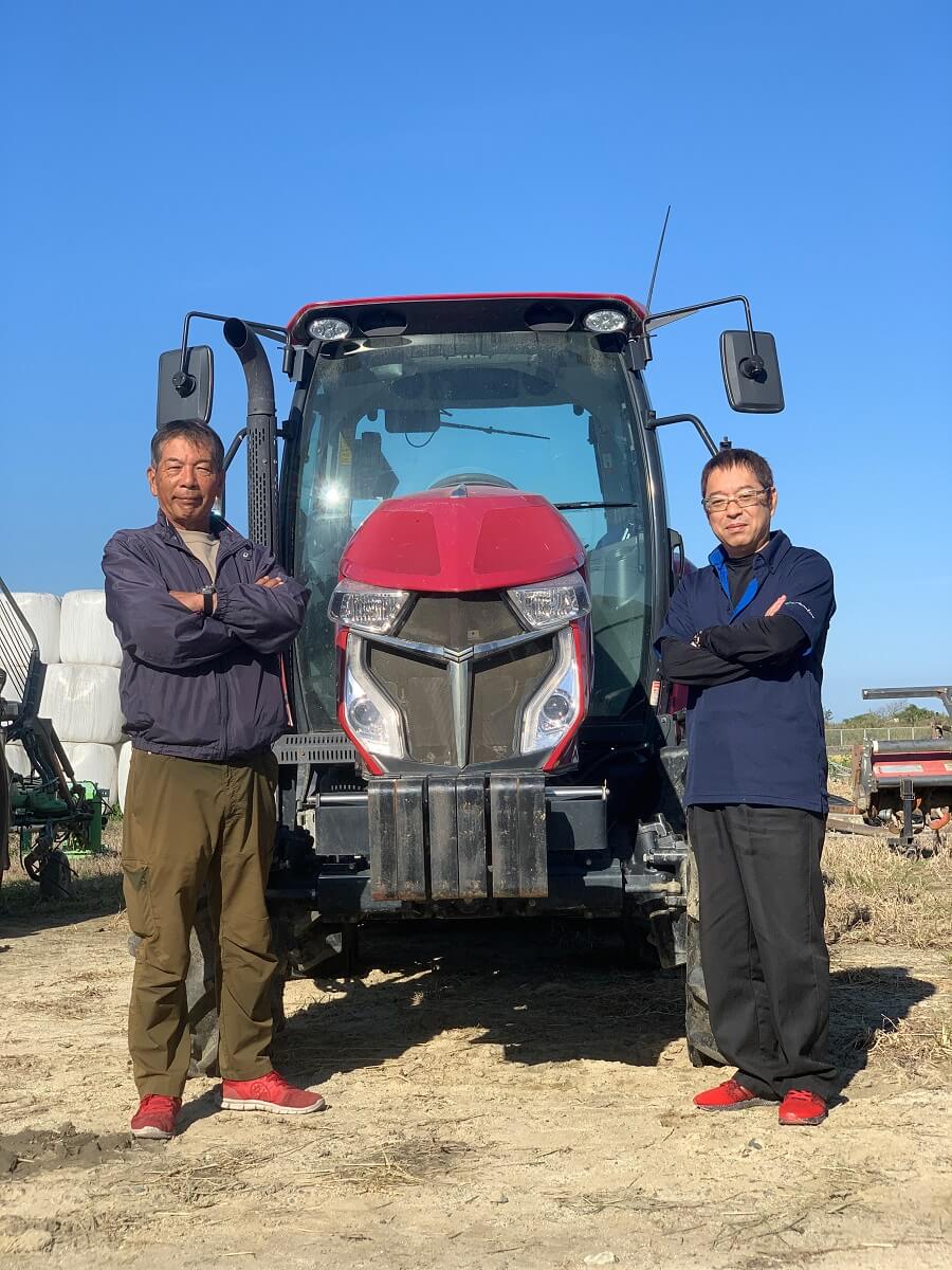 ㈱アグリ日奈久の白石代表（左）とJAやつしろの上村係長（右）